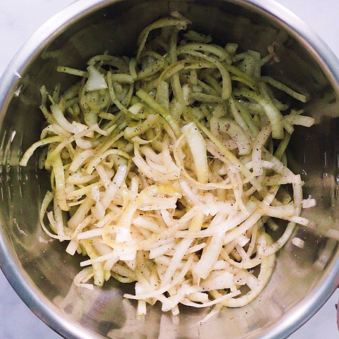 Recipe: Fermented Black Pepper Onions - FarmSteady