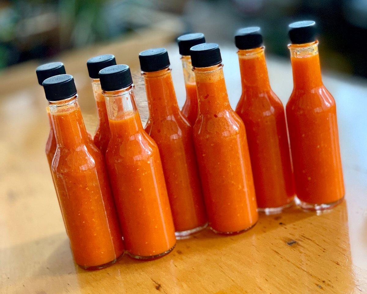 Recipe: Fermented Peach Hot Sauce - FarmSteady