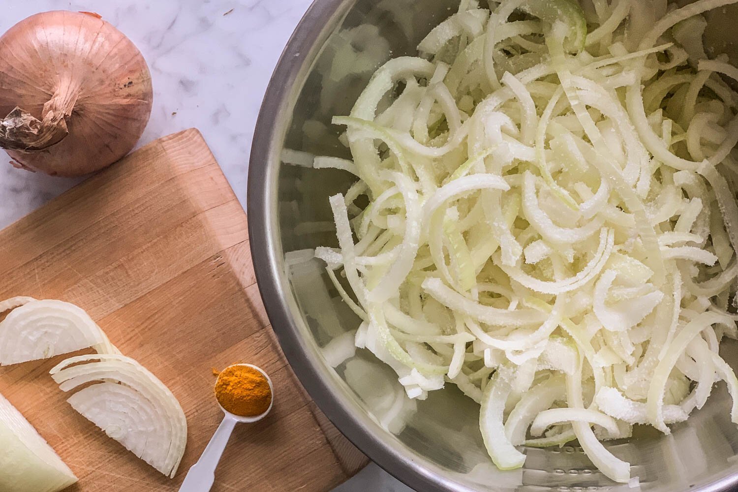 Recipe: Fermented Turmeric Onions - FarmSteady