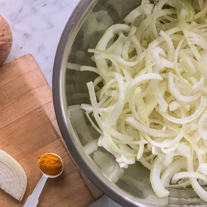 Recipe: Fermented Turmeric Onions - FarmSteady
