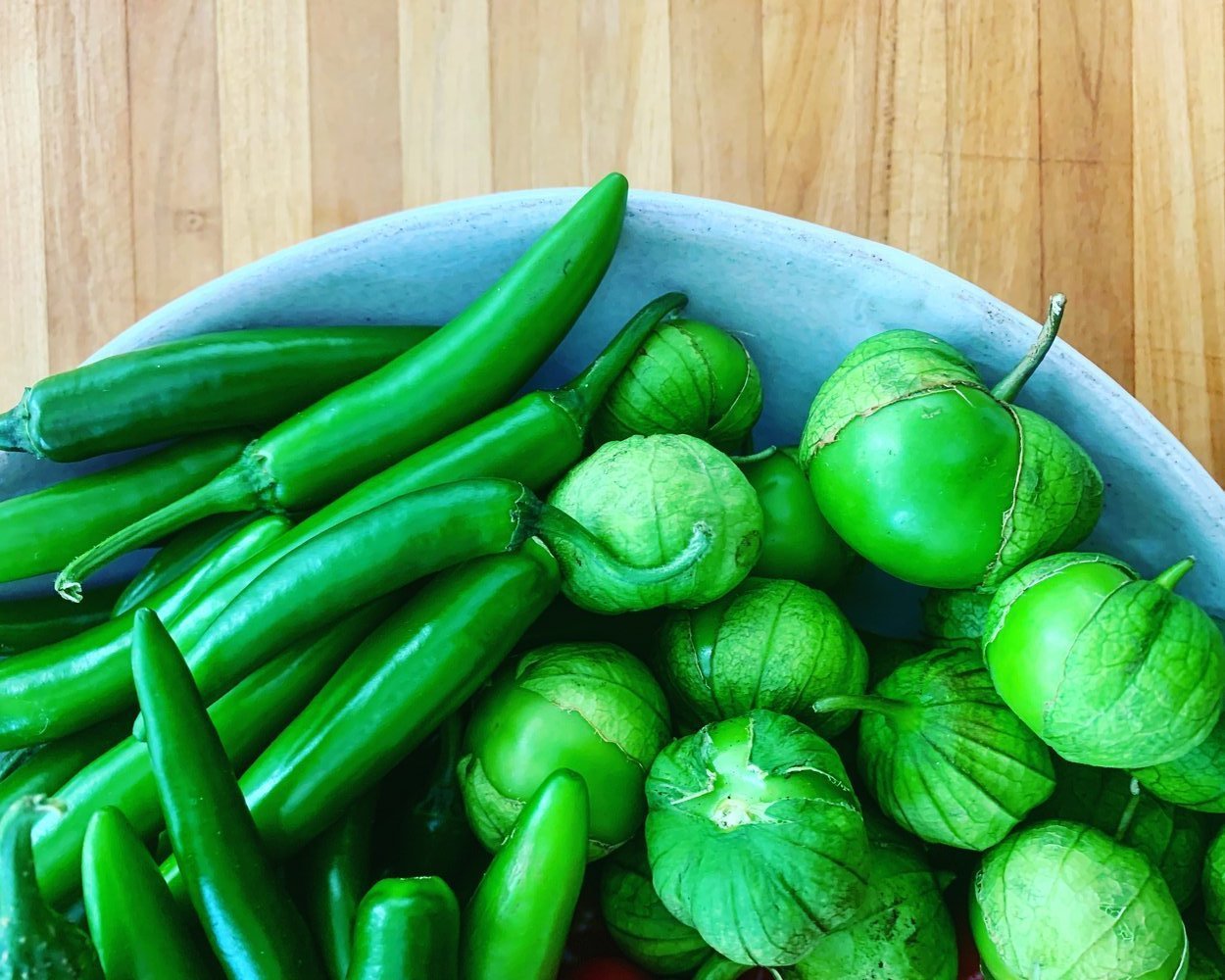 Recipe: Salsa Verde Fermented Hot Sauce - FarmSteady